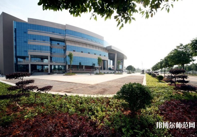 湖南農(nóng)業(yè)師范大學招生辦聯(lián)系電話