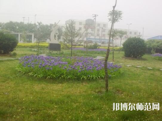 泊頭職教幼兒師范中心2018年報(bào)名條件、招生對(duì)象