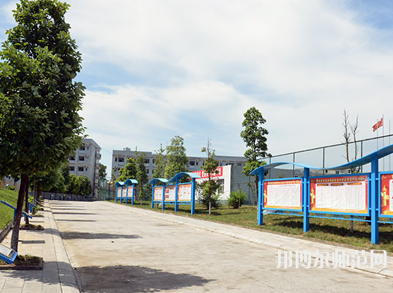 蒼溪縣幼兒師范職業(yè)高級中學(xué)2020年報名條件、招生要求、招生對象 