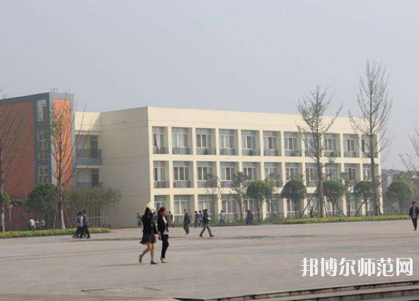 崇州幼兒師范電子職業(yè)技術(shù)學(xué)校2020年報(bào)名條件、招生要求、招生對(duì)象