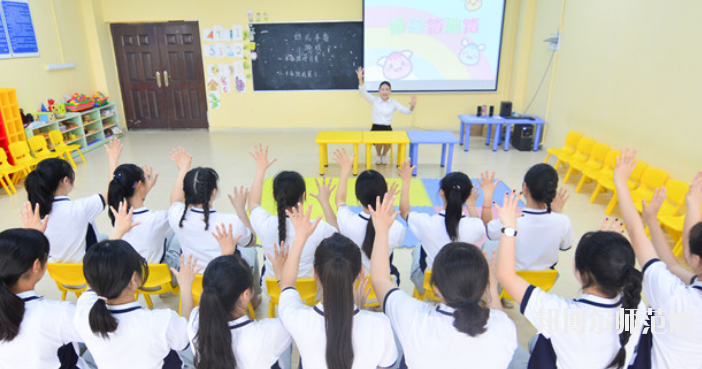 成都五月花幼兒師范高級技工學(xué)校怎么樣、好不好