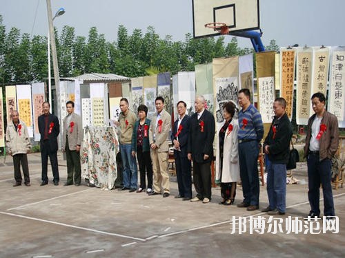 四川高縣職業(yè)技術(shù)幼兒師范學校2020年招生辦聯(lián)系電話
