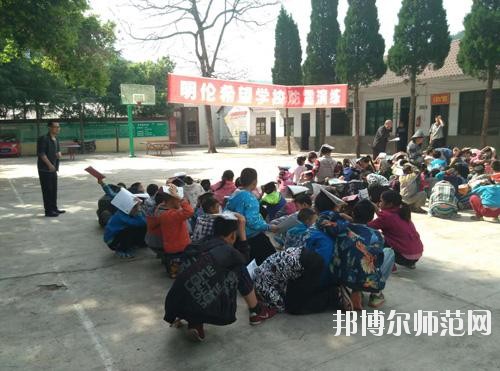 射洪縣職業(yè)中專幼兒師范學校2020年報名條件、招生要求、招生對象