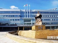 昆明2021年幼師學校中專升大?？际裁? /><b>昆明2021年幼師學校中專升大?？际裁?/b><span>2020-12-15 09:35</span><p>幼師學校中專升大?？际裁?初中畢業(yè)后，有很多同學由于各種方面的原因沒能選擇就讀高中，而是選擇就讀中職院校的學前教育專業(yè)，</p></a></li>
            <li><a href=