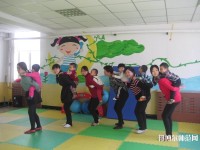 黃石2020年幼師學(xué)校中專升大?？际裁? /><b>黃石2020年幼師學(xué)校中專升大專考什么</b><span>2020-03-24 15:30</span><p>黃石2020年幼師學(xué)校中專升大?？际裁?現(xiàn)在這個(gè)發(fā)展這么迅速的社會(huì)，步入社會(huì)都是需要學(xué)歷的，你學(xué)歷高低取決于你的工作崗位，薪</p></a></li>
            <li><a href=