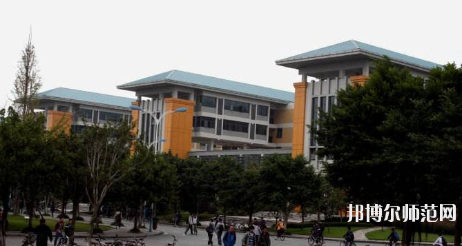 重慶微電子工業(yè)幼師學(xué)校怎么樣、好不好