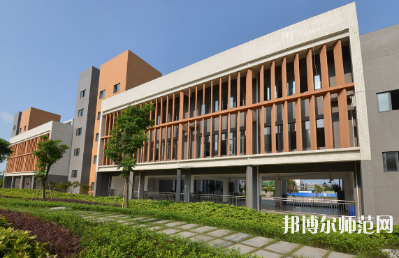 重慶育才幼師職業(yè)教育中心怎么樣、好不好
