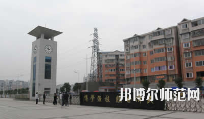 重慶市經(jīng)貿(mào)幼師中等專業(yè)學(xué)校怎么樣、好不好