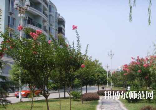 重慶市墊江縣幼師職業(yè)教育中心怎么樣、好不好