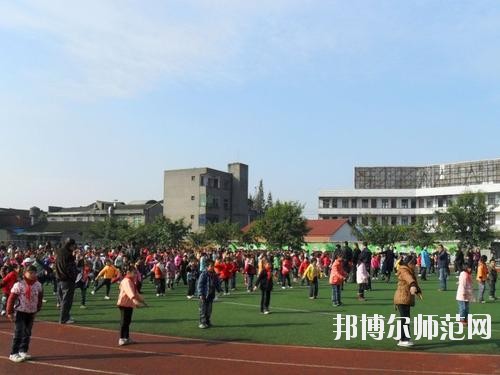 孝泉師范學(xué)校2023年學(xué)費(fèi)、收費(fèi)多少