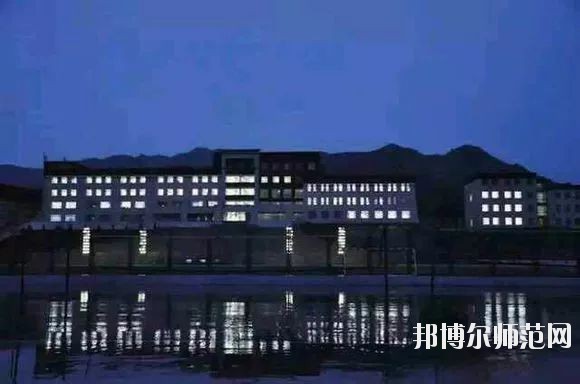 呼和浩特職業(yè)師范學(xué)院東校區(qū)2021年報(bào)名條件、招生要求、招生對象