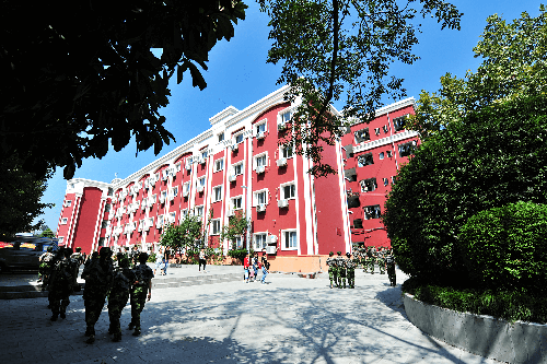 重慶幼兒師范高等專科學(xué)校沙河校區(qū)怎么樣、好不好