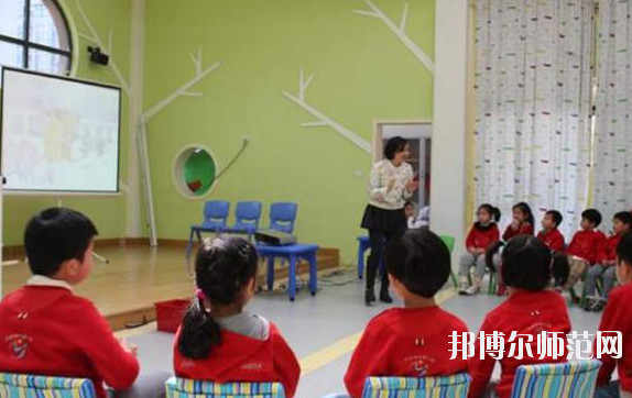 溫州2021年幼師學(xué)校中專升大?？际裁? width=
