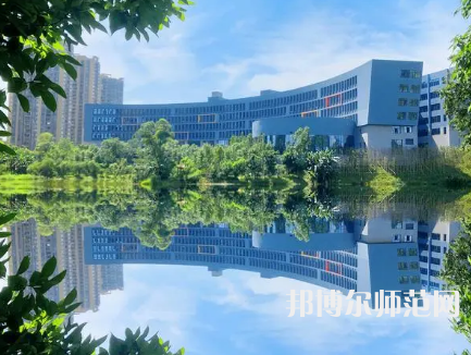 重慶師范大學涉外商貿(mào)學院銅梁校區(qū)2023年招生簡章 