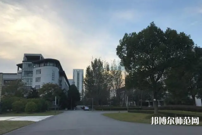 東華大學(xué)師范學(xué)院松江校區(qū)2023年報(bào)名條件、招生要求、招生對(duì)象
