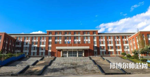 云南大學(xué)滇池師范學(xué)院楊林校區(qū)2023年報(bào)名條件、招生要求、招生對(duì)象