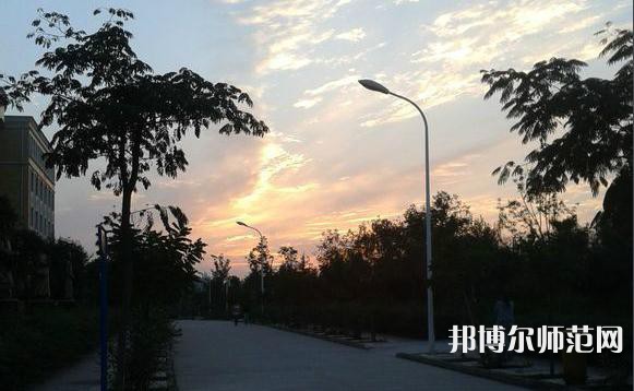 西北大學師范學院桃園校區(qū)2023年招生辦聯系電話