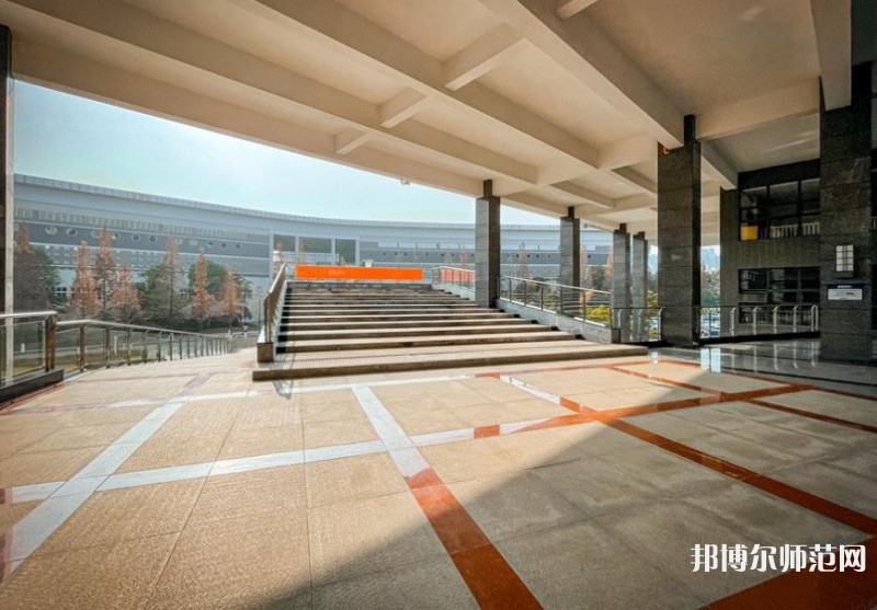 四川師范大學(xué)2023年學(xué)費(fèi)、收費(fèi)多少 