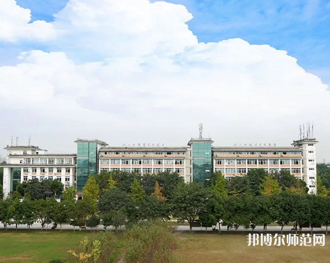四川愛華幼兒師范學(xué)院2023年怎么樣、好不好