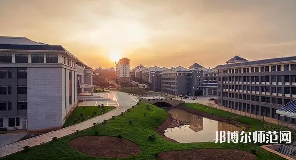 云南師范大學(xué)商學(xué)院海源校區(qū)2023年學(xué)費(fèi)、收費(fèi)多少