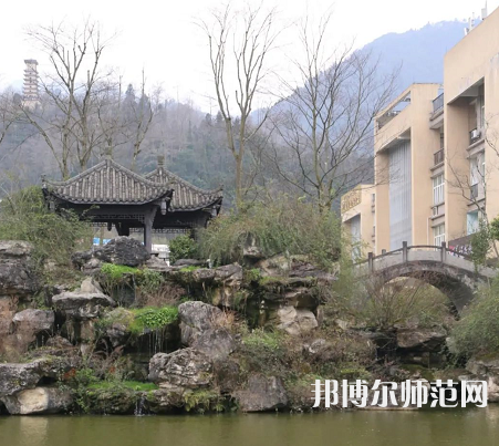 內(nèi)江師范學(xué)院2023年報名條件、招生要求、招生對象 
