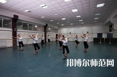 西安建筑科技師范大學雁塔校區(qū)2023年學費、收費多少