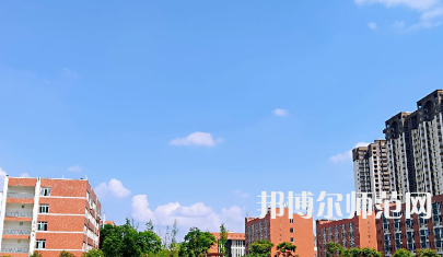 2023年四川商務(wù)幼兒師范學(xué)校報名條件、招生對象