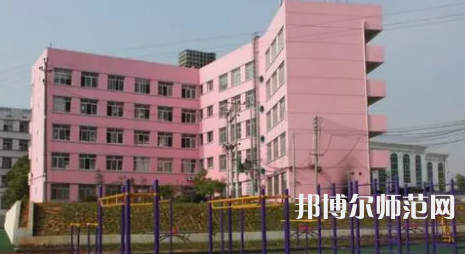 2023年達(dá)州高級(jí)技工幼兒師范學(xué)校報(bào)名條件、招生對(duì)象