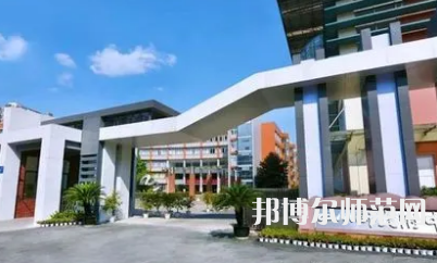 2023年四川師范大學(xué)附屬中學(xué)報名條件、招生對象