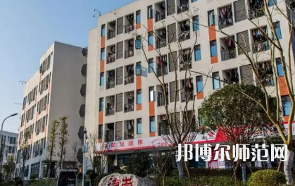 2023年瀘州幼師職業(yè)技術(shù)學(xué)校報(bào)名條件、招生對(duì)象