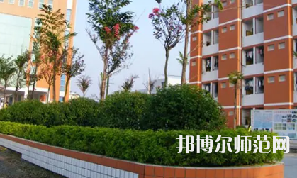 2023年瀘州電子機(jī)械幼師學(xué)校報(bào)名條件、招生對象
