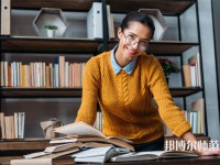 成都師范學(xué)院介紹、地址