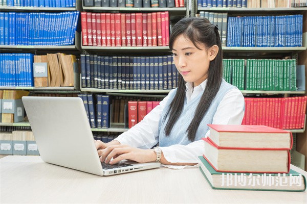 烏魯木齊職業(yè)師范大學介紹、地址