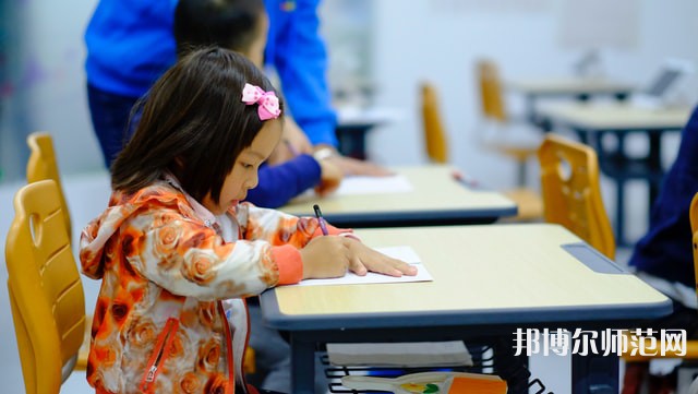 成都華盛航空港幼師職業(yè)學(xué)校介紹、地址